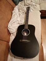 Martin semi acoustic gitaar, Musique & Instruments, Instruments à corde | Guitares | Acoustiques, Enlèvement, Neuf, Guitare Western ou Guitare Folk