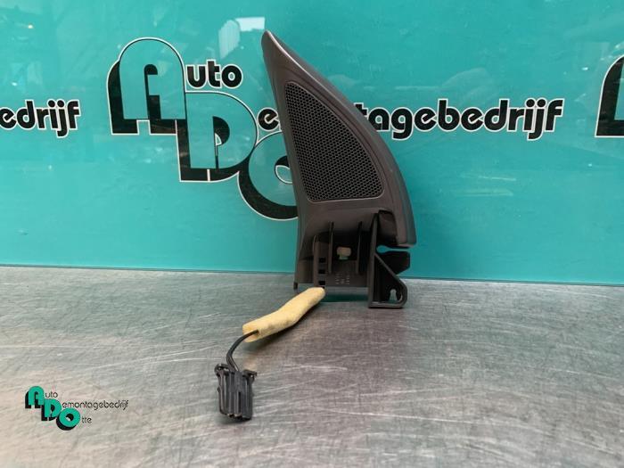 Haut-parleur d'un Volkswagen Golf (Golf 09-), Autos : Pièces & Accessoires, Électronique & Câbles, Volkswagen, Utilisé, 3 mois de garantie