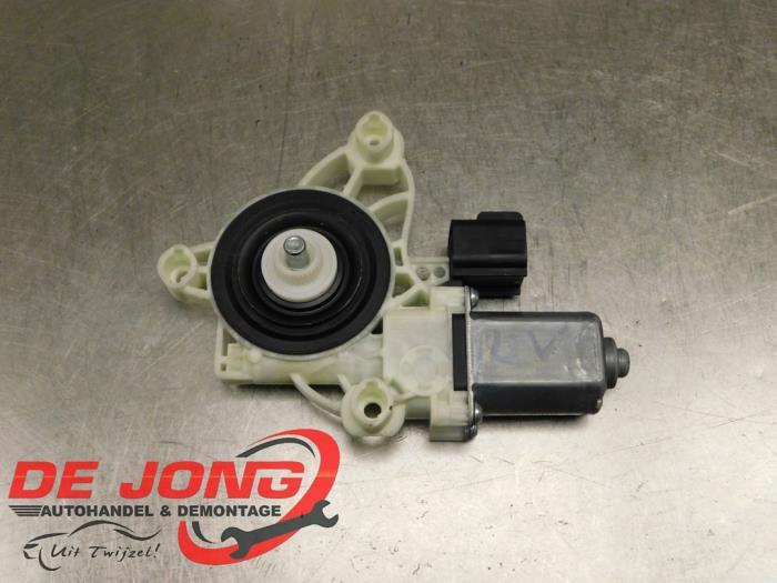 Moteur de vitre portière d'un Ford Fiesta, -, 3 mois de garantie, -, -