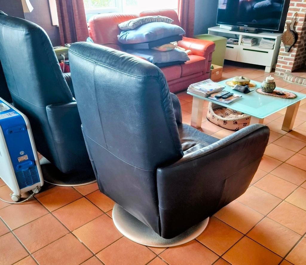 2 fauteuils inclinables en cuir noir, 100 à 125 cm, Moins de 150 cm, Une personne, Enlèvement
