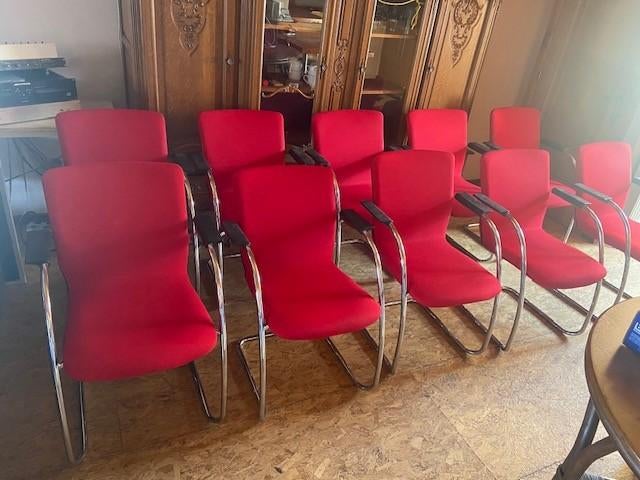 10 CHAISES DESIGN ORANGEBOX ROUGE GOCA, Maison & Meubles, Chaises, Rouge, Métal, Comme neuf, Enlèvement