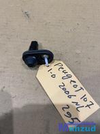 PEUGEOT 107 C1 AYGO Deur contact schakelaar 2005-2014, Taurusavenue 1
2132 LS  Hoofddorp, NL, Contact.group@renault.com, Stellantis N.V.