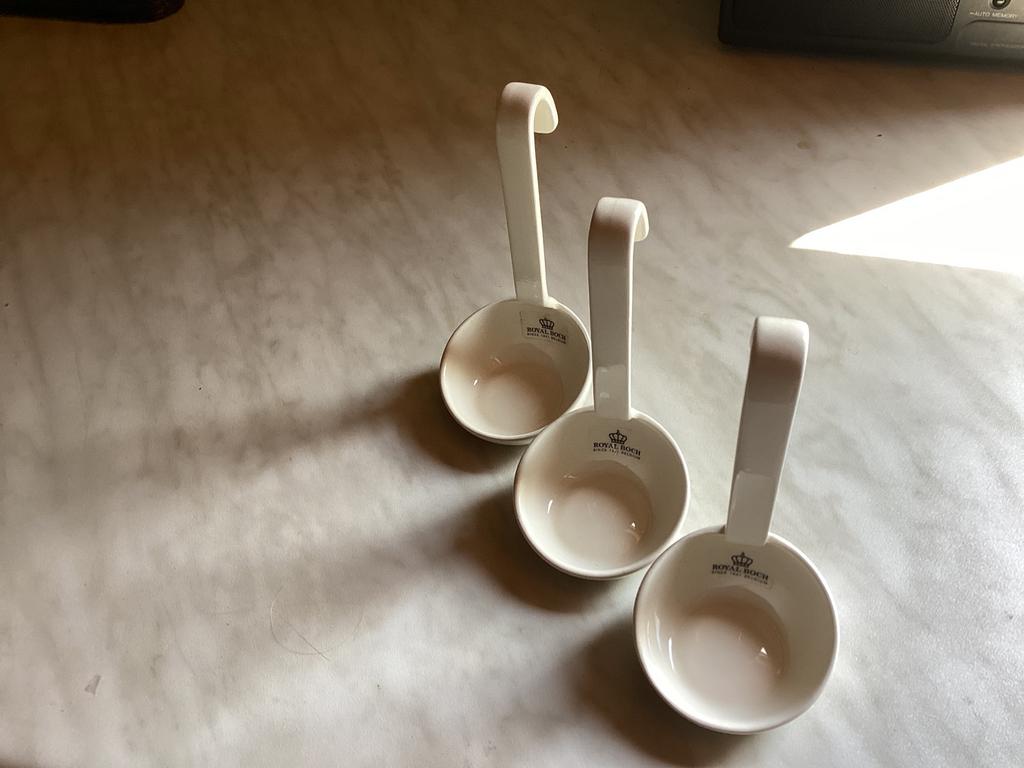 Cuillères amusantes Royal Boch. Nouveau., Maison & Meubles, Cuisine | Vaisselle, Enlèvement, Neuf