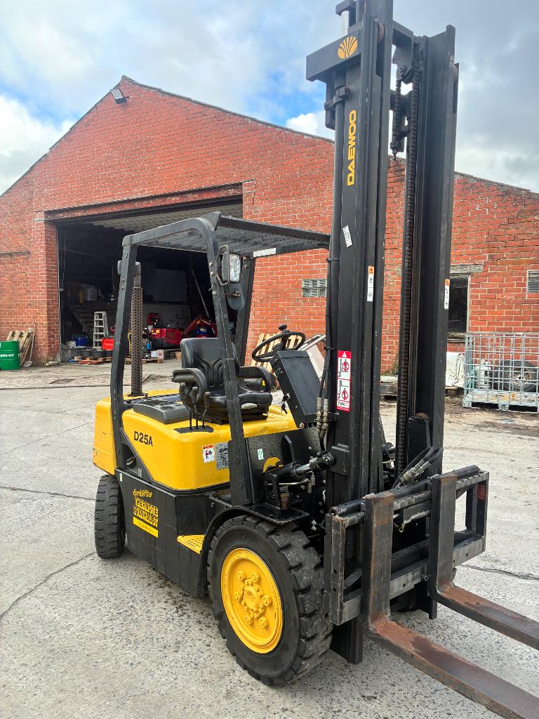 Heftruck 2,5 ton diesel slechts 1000u, Ophalen, Diesel, Daewoo, Heftruck