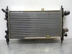 Radiateur d'un Opel Kadett (Kadett E 84-), Autos : Pièces & Accessoires, -, Opel, 3 mois de garantie, Utilisé