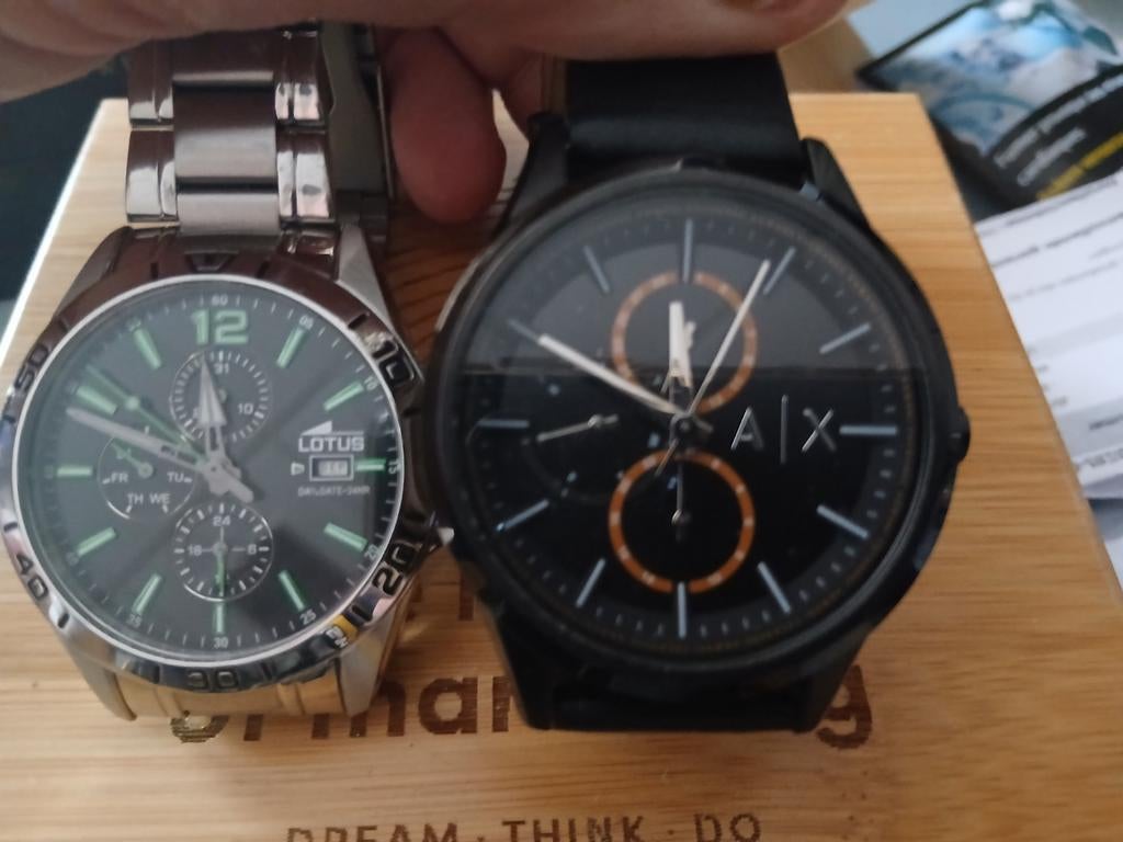 Lotus 50 euro,armani 100euro, Ophalen