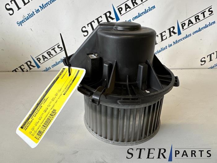 Kachel Ventilatiemotor van een Mercedes Sprinter, Gebruikt, -, Ophalen of Verzenden, -