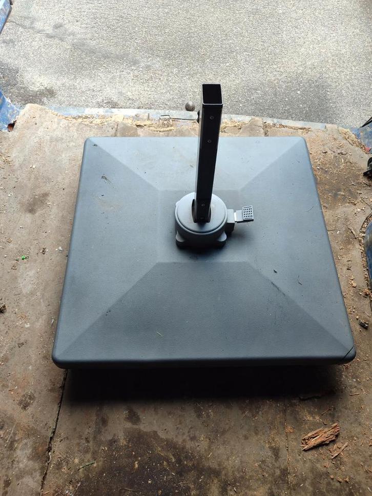 Zeer zware parasolvoet met wieltjes, Tuin en Terras, Parasols, Parasolvoet, Ophalen