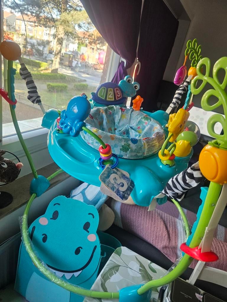 Jumper bébé, Enfants & Bébés, Jouets | Tables de jeux