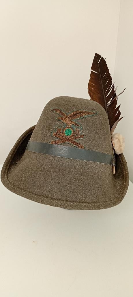 Italie ww2 - chapeau officier Alpini plume d'aigle, Enlèvement ou Envoi, Autres