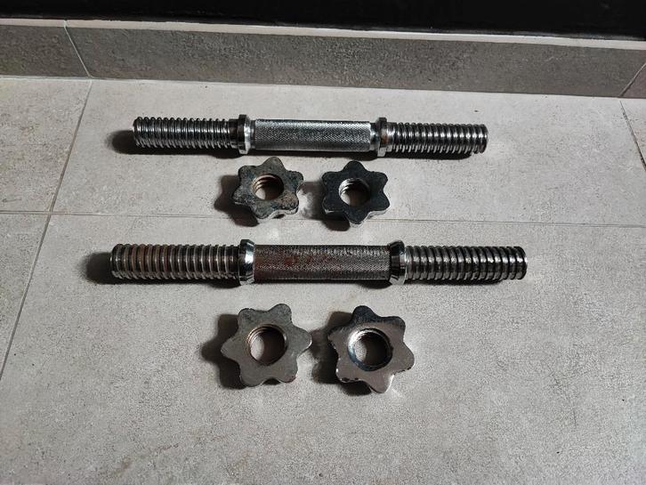 2 haltères (30mm), Sports & Fitness, Équipement de fitness, Utilisé, Barre d'haltères, Bras, Jambes, Pectoraux, Abdominaux, Dos