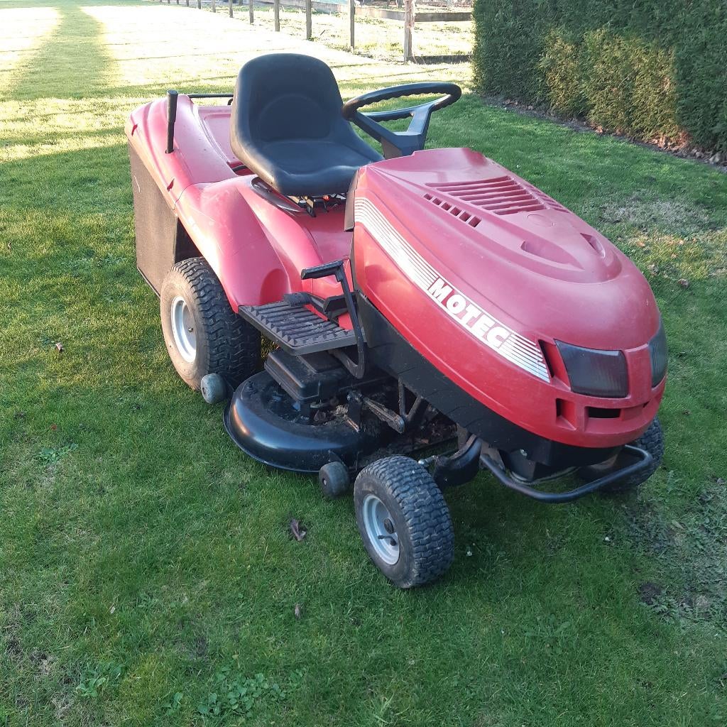 zitmaaier in goede staat, Tuin en Terras, Zitmaaiers, Ophalen of Verzenden, Zo goed als nieuw, Opvangbak, 90 tot 120 cm
