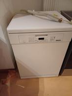 Miele vaatwasser vrijstaand, Elektronische apparatuur, Vaatwasmachines, Ophalen, Minder dan 85 cm, Voorspoelprogramma, Zo goed als nieuw