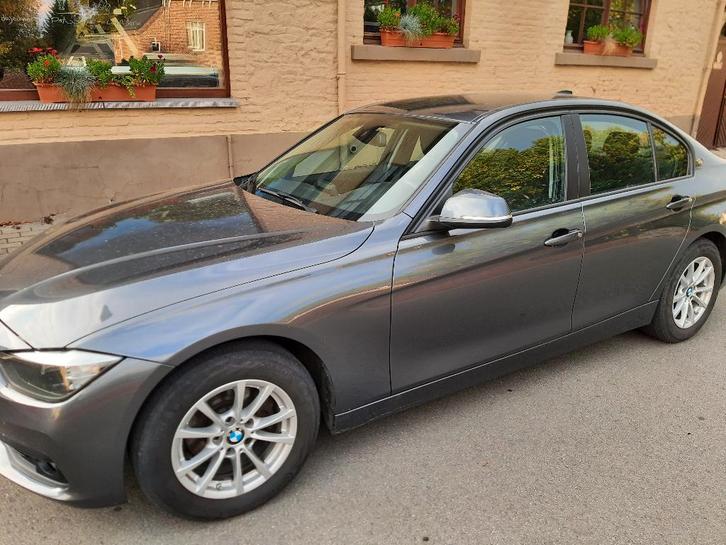 Bmw a vendre, Autos, BMW, Particulier, Série 3, Airbags, Air conditionné, Bluetooth, Verrouillage central, Air conditionné automatique