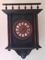 Mooie complete klok (slinger + sleutel), Antiek en Kunst, Curiosa en Brocante, Ophalen