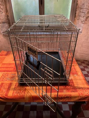 SAVIC cage pour chien 61cm disponible aux enchères