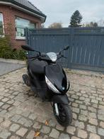 Piaggio Zip 4T *black edition*, Fietsen en Brommers, Ophalen, Zip