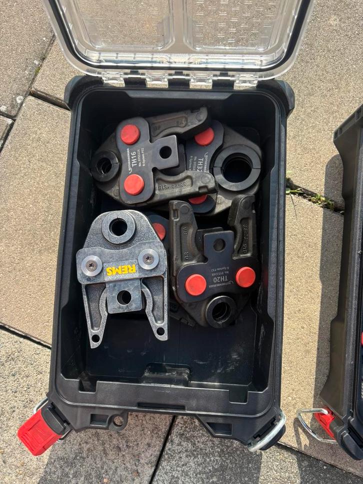 Nieuwe Rottenberg Persmachine met Persbekken, Doe-het-zelf en Bouw, Gereedschap | Handgereedschap, Zo goed als nieuw, Ophalen