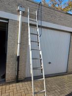 Zolderladder of zouw je ook kunnen gebruiken als gewonen lad, Doe-het-zelf en Bouw, Ladders en Trappen, Ophalen, Gebruikt, Ladder