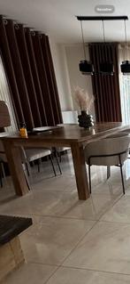 Table salle à manger 6 chaises (peux 8 aussi), Maison & Meubles, Accessoires pour la Maison | Autre, Utilisé