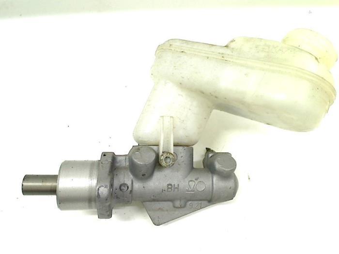 Hoofdremcilinder van een Renault Twingo, Auto-onderdelen, Remmen en Aandrijving, Renault, Gebruikt, 3 maanden garantie, Ophalen of Verzenden