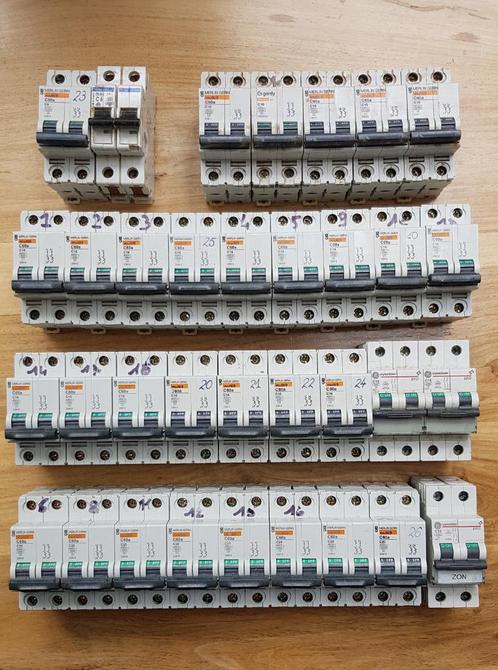 Automaten / Zekeringen, Doe-het-zelf en Bouw, Elektriciteit en Kabels, Gebruikt, Overige typen, Ophalen