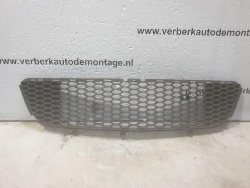 GRILLE in de bumper Opel Astra H GTC (L08) (93-186-611), Auto-onderdelen, Carrosserie, Opel, Gebruikt