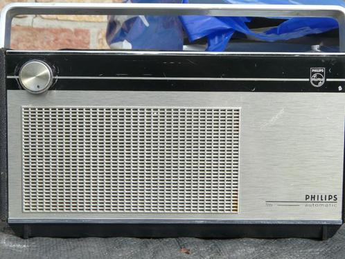 radio portable vintage Philips sur piles, TV, Hi-fi & Vidéo, Radios, Utilisé, Radio, Enlèvement