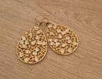 Gouden oorbellen met strass steentjes, Verzenden, Gebruikt, Met strass