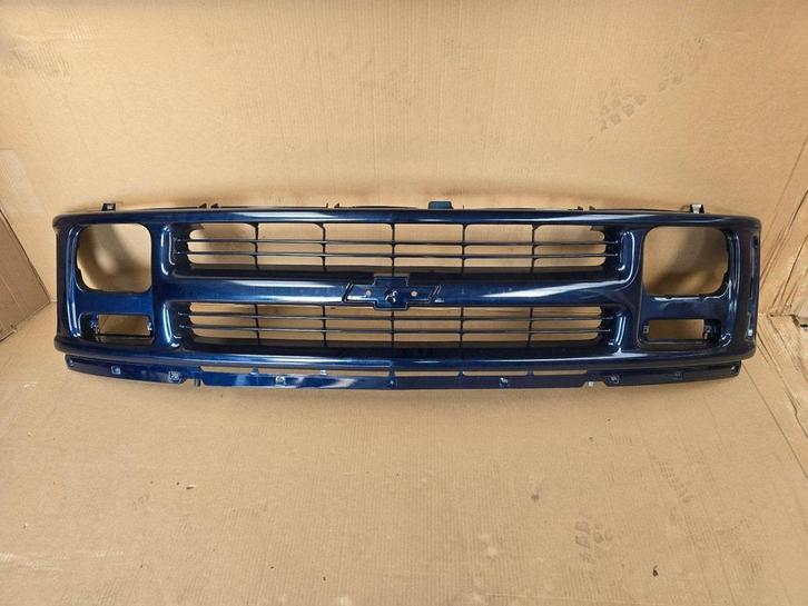 Chevrolet Express 1996-2002 / GMC Savana 1998 - OEM grille, Autos : Pièces & Accessoires, Autres pièces automobiles, Utilisé, Enlèvement