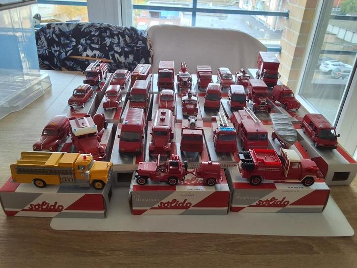 lot brandweerwagens 30 stuks, Hobby en Vrije tijd, Modelauto's | 1:43, Zo goed als nieuw, Bus of Vrachtwagen, Solido, Ophalen of Verzenden
