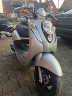 Sym Mio 50cc scooter klasse b, Fietsen en Brommers, Ophalen, Zo goed als nieuw, Zip