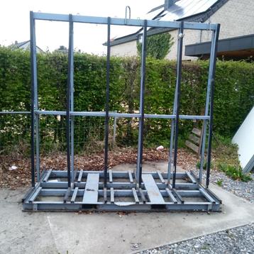 Ezel/transportwagen voor chassis of andere beschikbaar voor biedingen