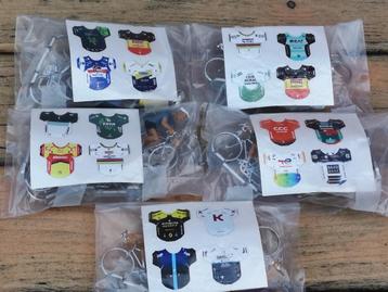miniatuurwielrennertjes in zakje per 4 uit plastiek beschikbaar voor biedingen