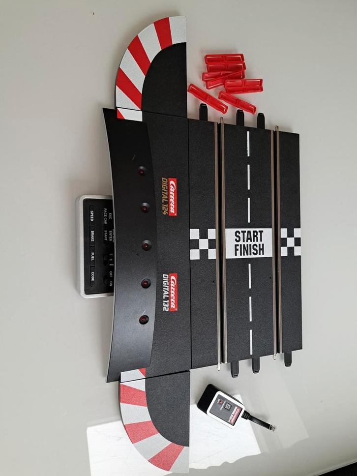 Carrera Digital 132/124 Control Unit (30353) et Wireless+, Enfants & Bébés, Jouets | Circuits, Comme neuf, Circuit, Carrera, Enlèvement ou Envoi