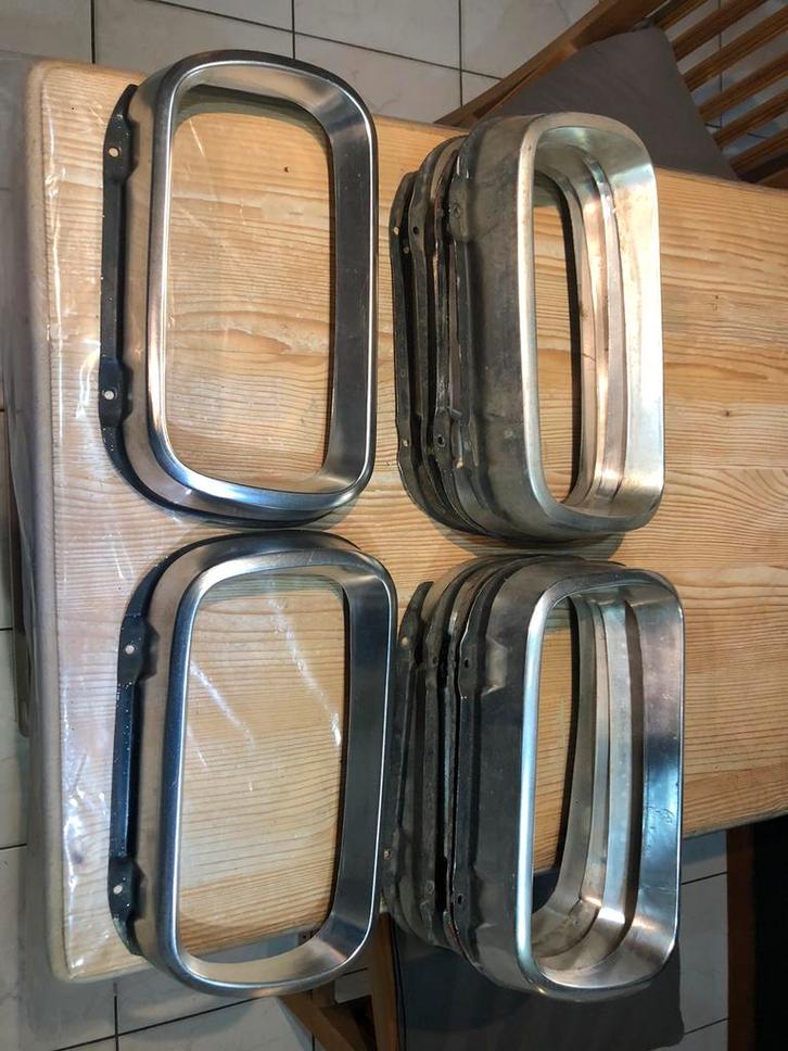 Ford Taunus 17M 20M 26M P7 koplampranden, Auto-onderdelen, Carrosserie, Ford, Voor, Ophalen of Verzenden