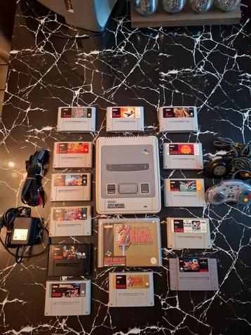 Super Nintendo-console + 13 games + 2 turbocontrollers enz.. beschikbaar voor biedingen