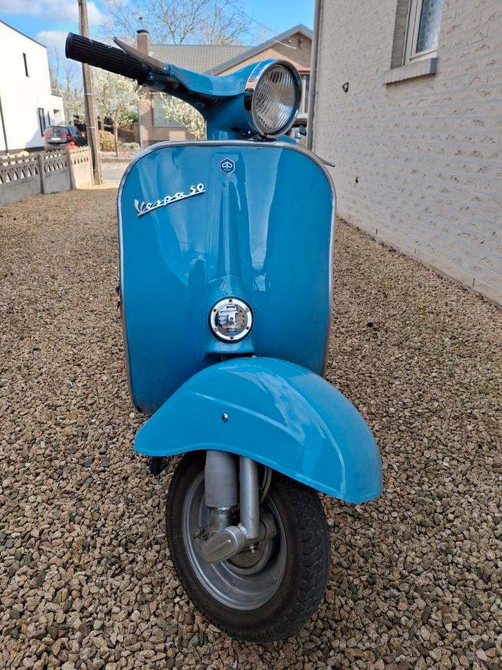Vespa piaggio oldtimer 1967, Fietsen en Brommers, Brommers | Oldtimers, Ophalen