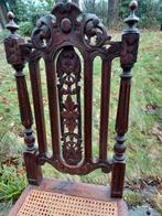 Chaise sculptée et cannage, Ophalen