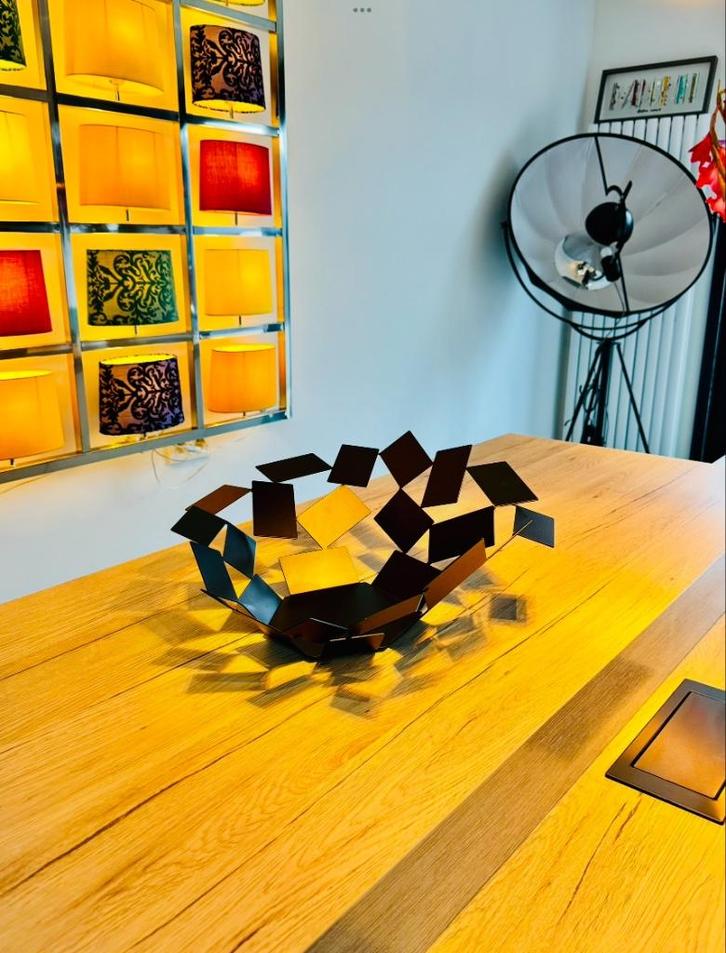 Plat ALESSI, Huis en Inrichting, Woonaccessoires | Schalen en Manden, Zo goed als nieuw, Ophalen
