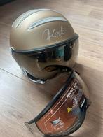 Vrouw ski helm, Motoren, Ophalen