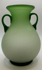 Mooie gematteerde glazen vaas in amforastijl murano, Antiek en Kunst, Antiek | Glaswerk en Kristal, Ophalen of Verzenden