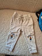 Broek maat 86, Enlèvement