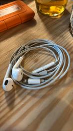 Apple lightning earpods, Gebruikt, Apple iPhone, Ophalen of Verzenden