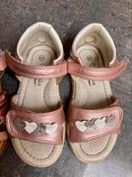 Sandales taille 25, Enfants & Bébés, Vêtements de bébé | Chaussures & Chaussettes, Fille, Utilisé, Enlèvement ou Envoi