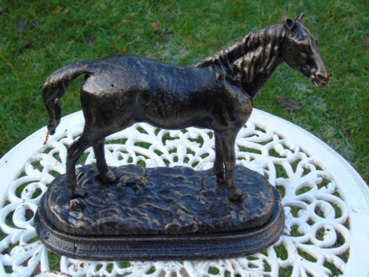 bronzen gietijzeren beeld van een paard, nieuw!, Tuin en Terras, Tuinwanddecoratie, Nieuw, Ophalen