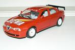Alfa Romeo 156 Selènia. Rood, schaal 1:24 Bburago, Ophalen of Verzenden, Zo goed als nieuw, Auto, Burago
