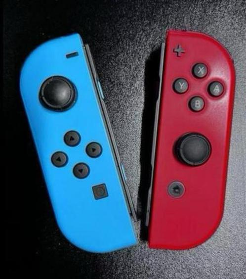 nintendo switch joy con-red&blue- Great Condition, Games en Spelcomputers, Spelcomputers | Nintendo Consoles | Accessoires, Zo goed als nieuw