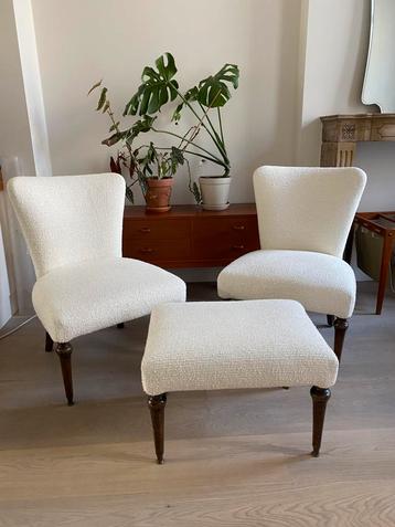 Vintage cocktailzetels met voetenbank midcentury scandi beschikbaar voor biedingen