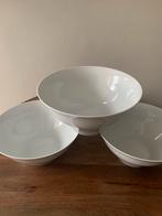 3 grote witte saladeschalen, Huis en Inrichting, Woonaccessoires | Schalen en Manden, Ophalen, Nieuw